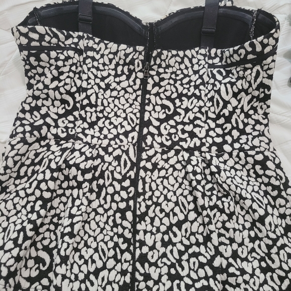 Guess Peplum strap corset top - Picture 2 of 6